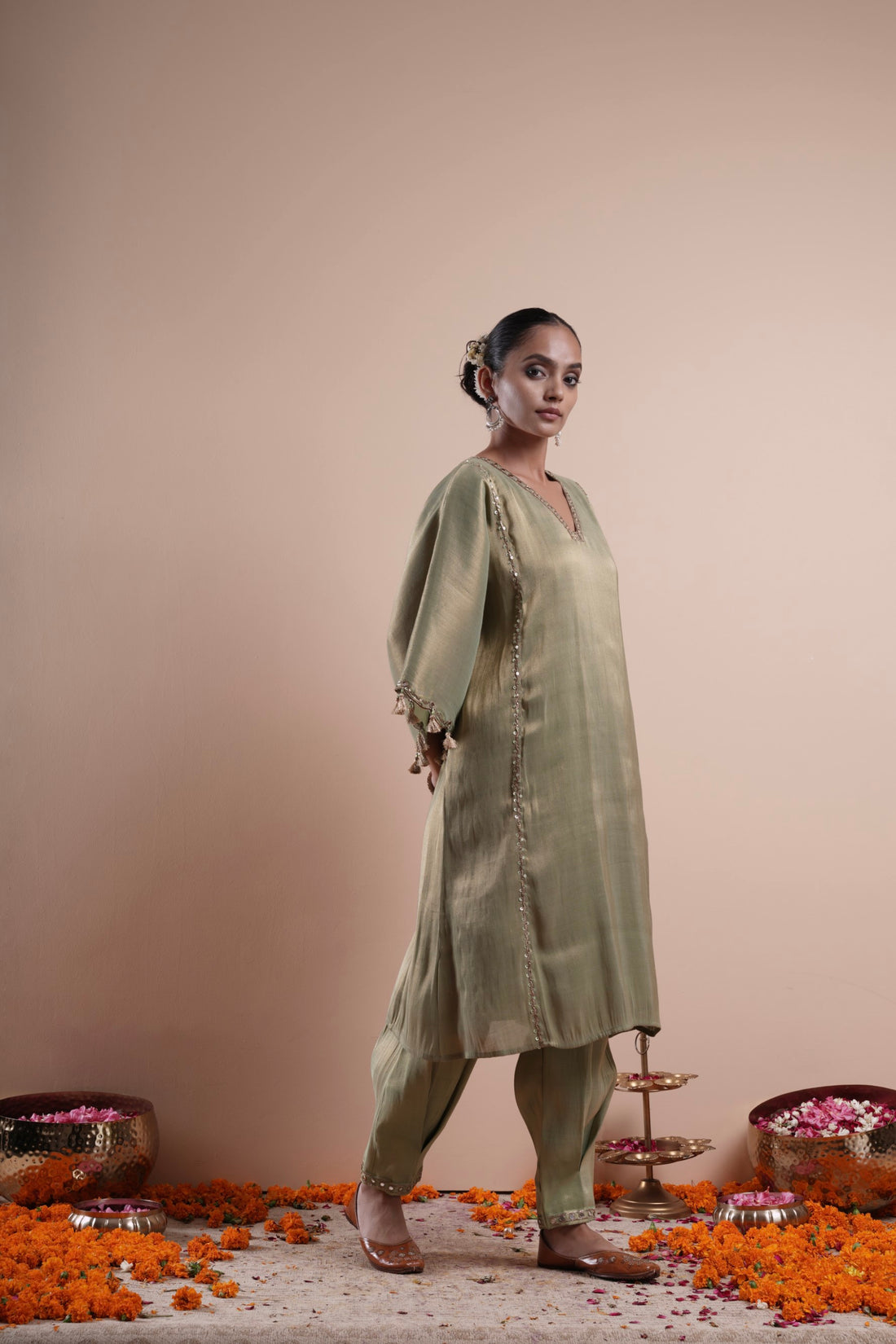 Zaira Zardozi Kaftan Set