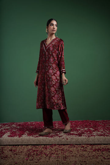 Maroon Velvet Gul Bahaar Co-ord Set With Mirror Work